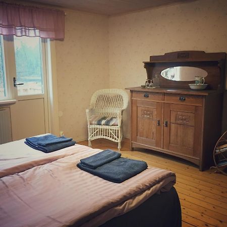 Viktors Affaershus Bed and Breakfast Atran Buitenkant foto