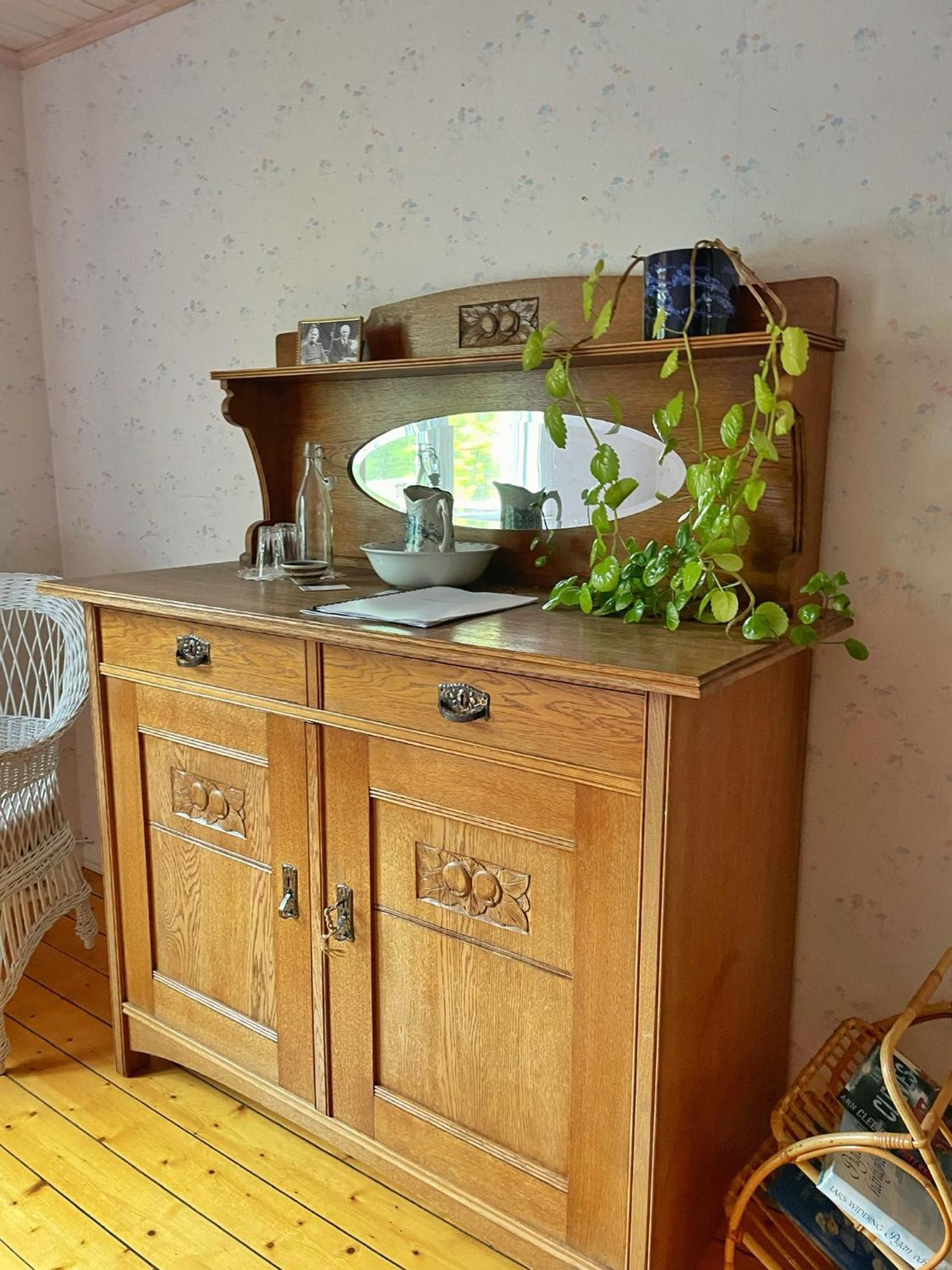 Viktors Affaershus Bed and Breakfast Atran Buitenkant foto